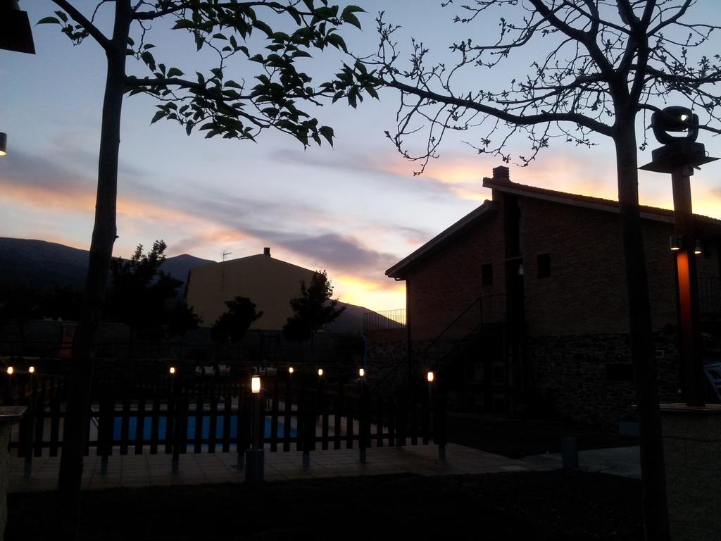 Hotel El Comendador Anon ภายนอก รูปภาพ