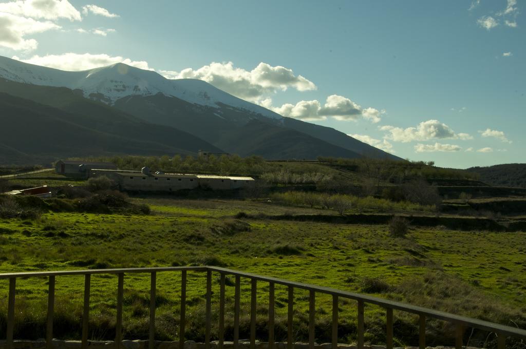 Hotel El Comendador Anon ภายนอก รูปภาพ