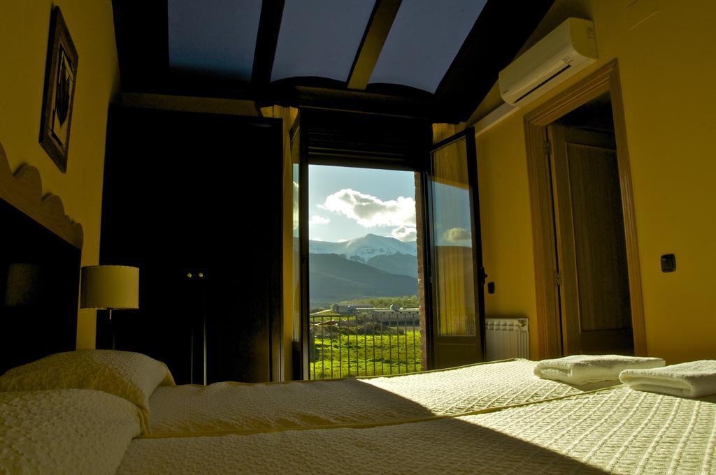 Hotel El Comendador Anon ห้อง รูปภาพ