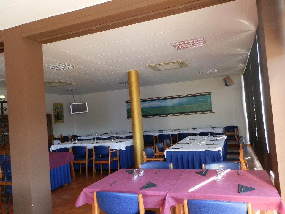 Hotel El Comendador Anon ภายนอก รูปภาพ