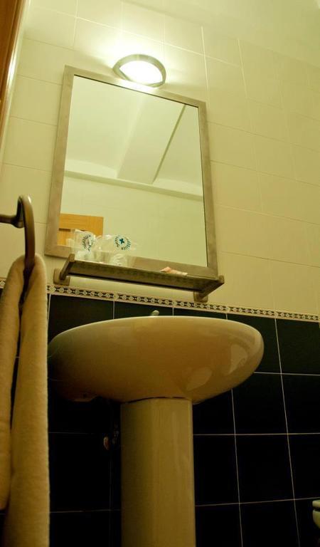Hotel El Comendador Anon ห้อง รูปภาพ